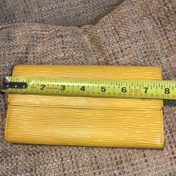 LOUIS VUITTON Yellow Epi Leather Porte Feuille Sarah Long Bifold Wallet CA1909 - Picture 17 of 17